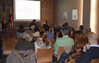 Más de una treintena de veterinarios asistieron a este curso.