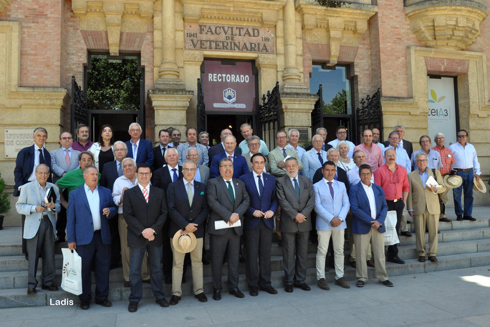 Libro Veterinarios.-f. Ladis