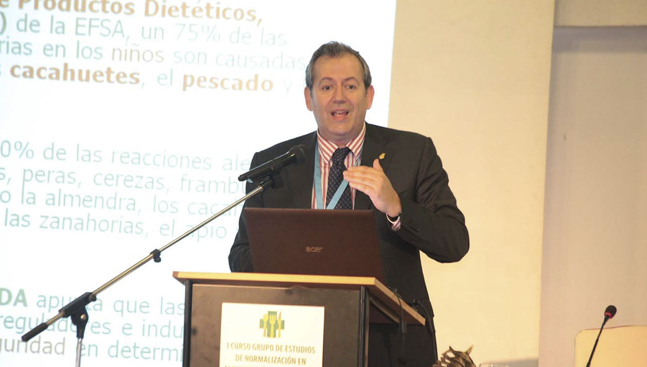 Ángel Caracuel, veterinario bromatólogo. 