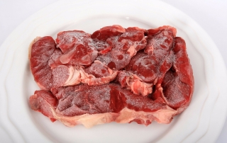 171103 Uno de los errores más frecuentes es descongelar los alimentos sobre la encimera a temperatura ambiente