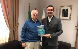 190111 Entrega libro historia alcalde